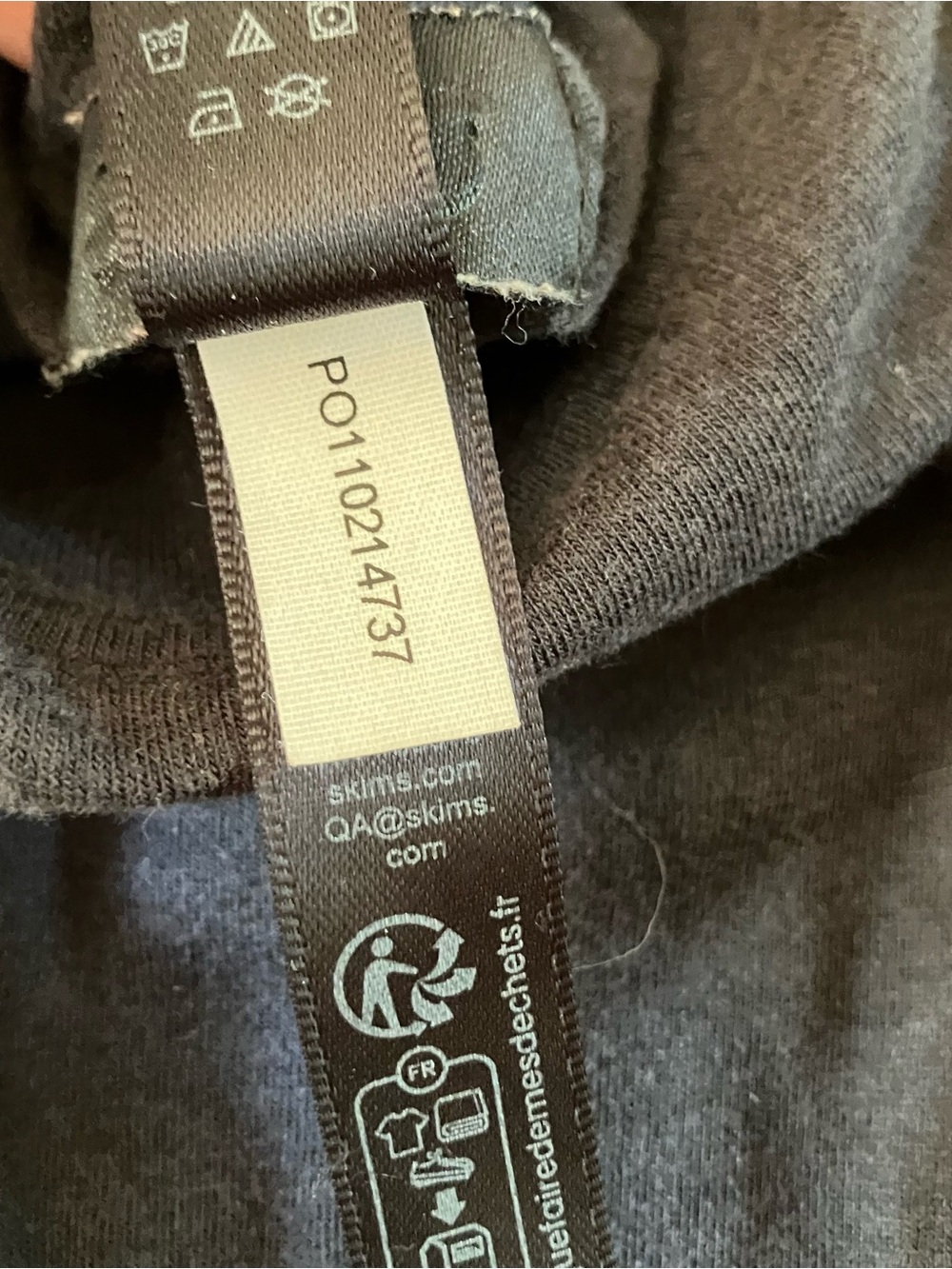 SKIMS Black Soft Basic Simple Neutral Minimalist Lounge Relax Tee T-Shirt Large - Picture 6 of 8